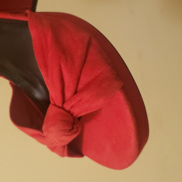 Chunky knot platform heels🔥 - Picture 2 of 5